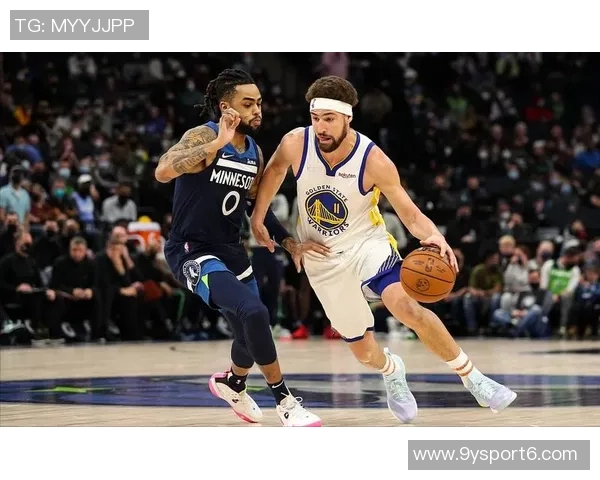 扎威表现低迷三分球失准仅得两分球队遭遇惨败