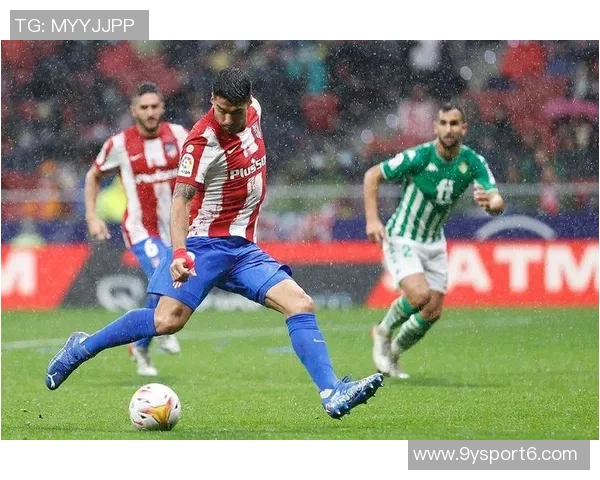 西甲联赛频现球场侮辱事件巴萨西蒙尼及多名裁判遭波及